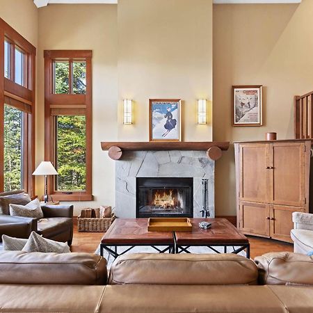 Taluswood The Heights 18 | Mountainside Townhome W/ Ski Access, Hot Tub, Tranquil Views ウィスラー エクステリア 写真