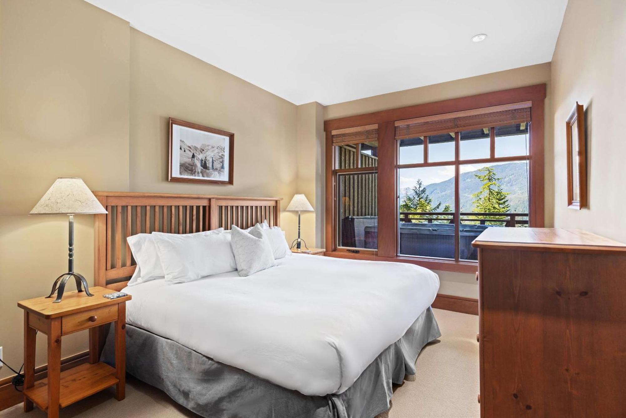 Taluswood The Heights 18 | Mountainside Townhome W/ Ski Access, Hot Tub, Tranquil Views ウィスラー エクステリア 写真